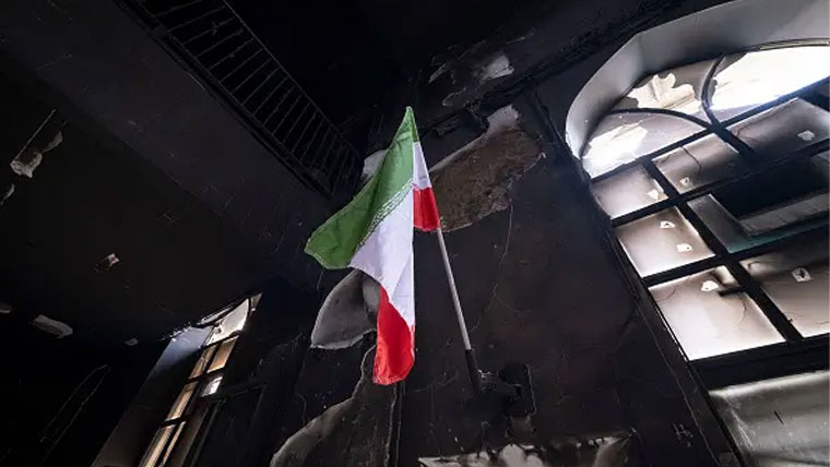 iran flag waving