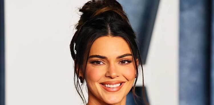 Kendal Jenner smiling